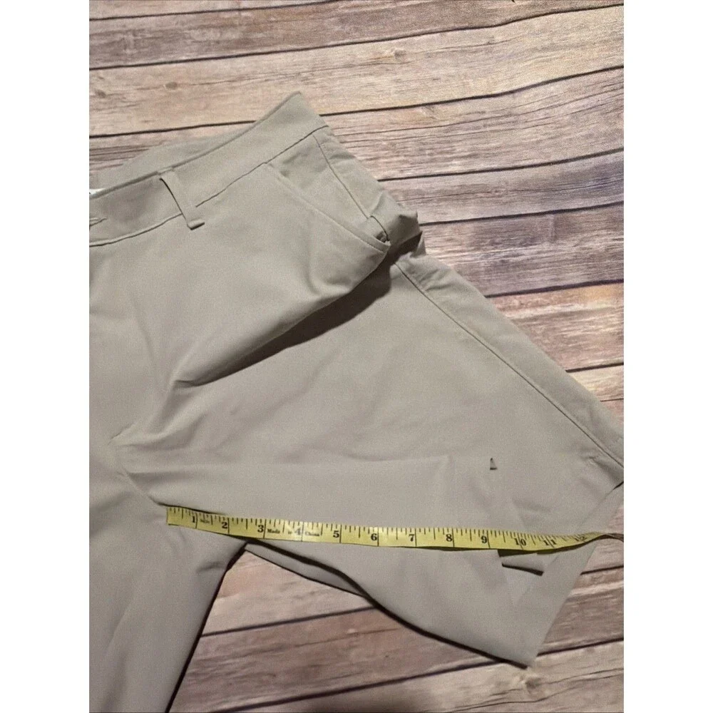 Under armour Golf Shorts Mens 36 Gamecocks Patrick DiMarco Khaki Performance